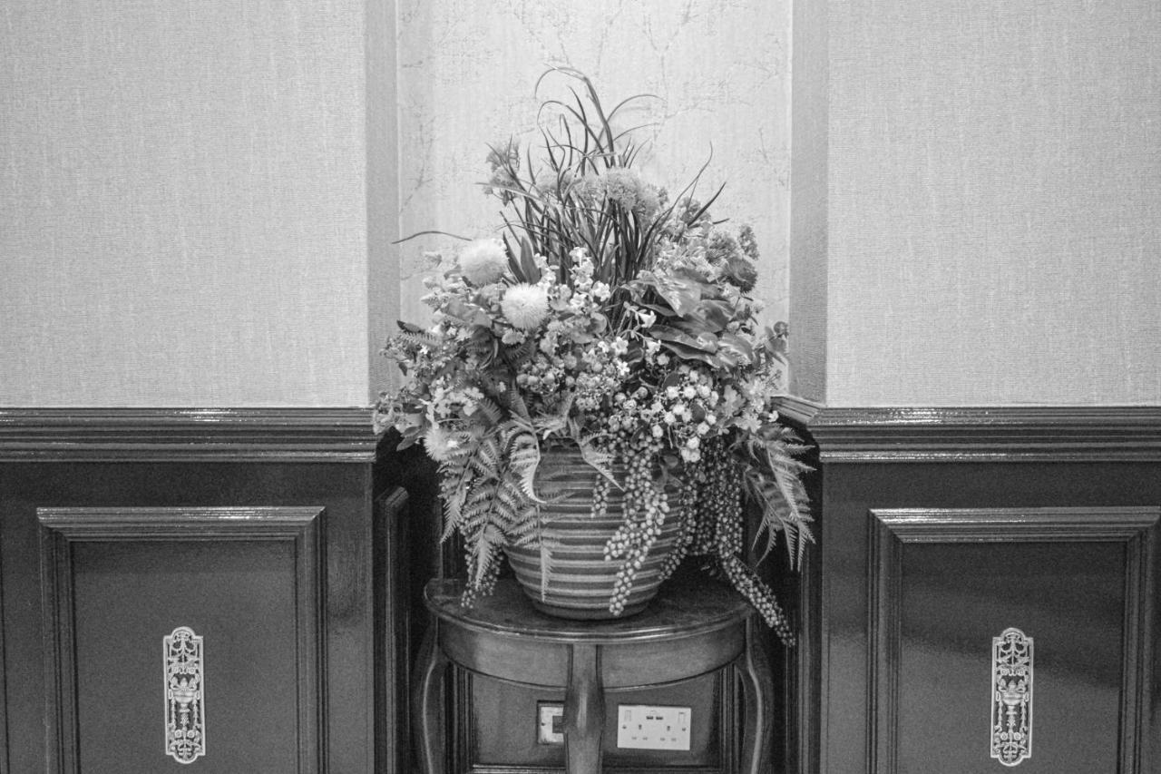 Pembridge Palace Hotel London Bagian luar foto