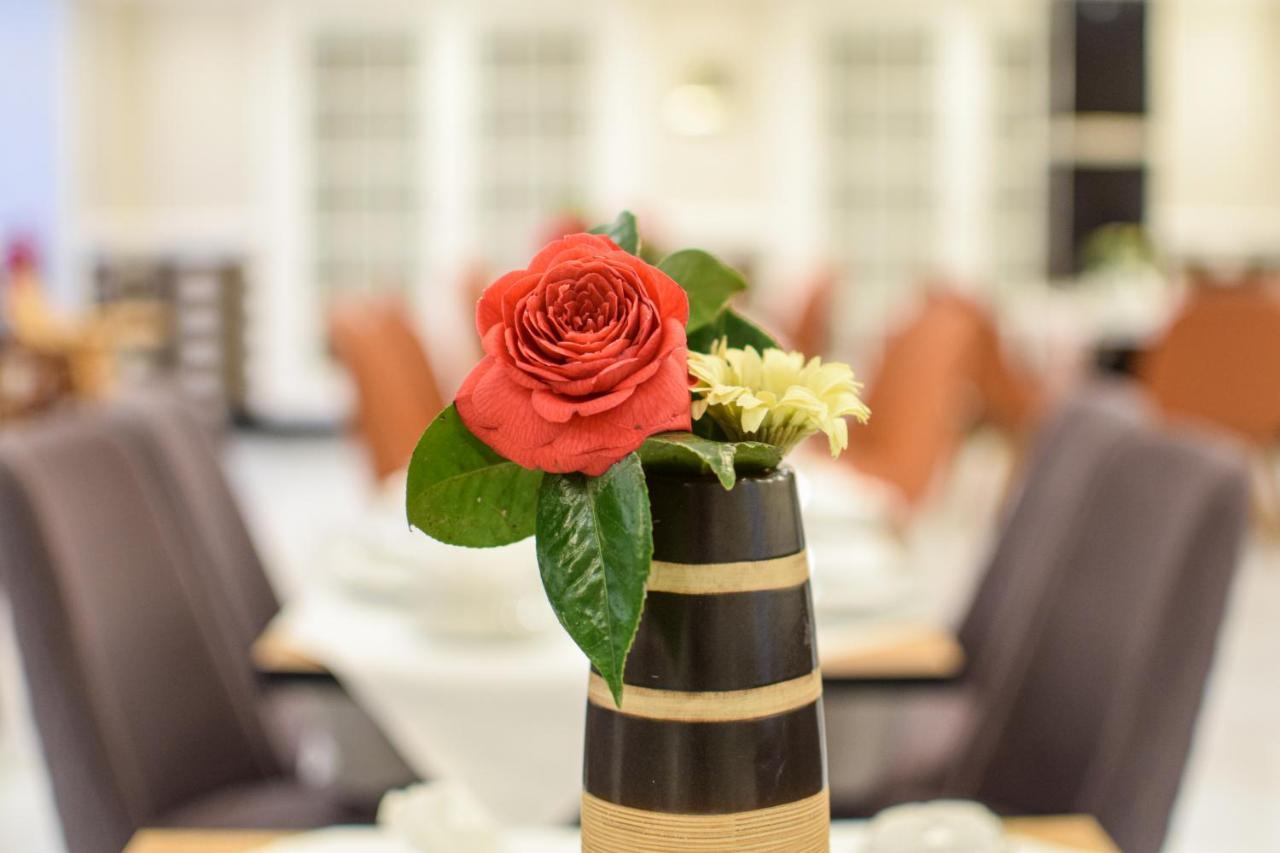 Pembridge Palace Hotel London Bagian luar foto