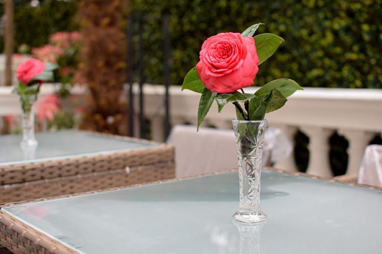 Pembridge Palace Hotel London Bagian luar foto